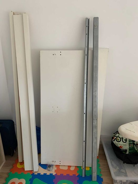 Cama branca MALM  160x200 cm + Estrado