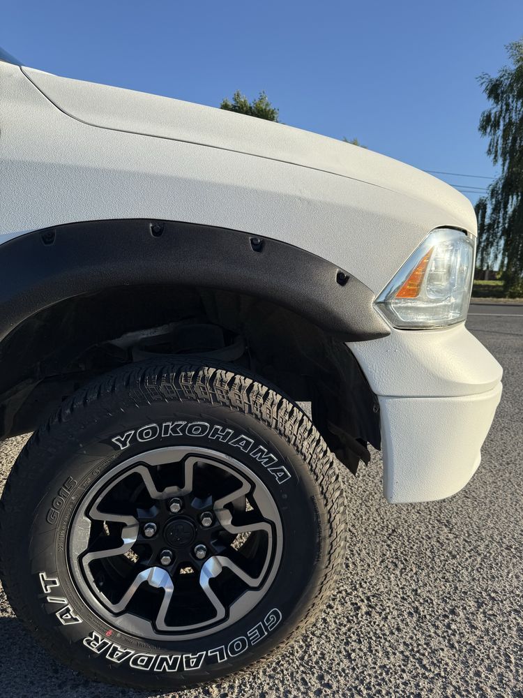 Dodge Ram 5.7 2015