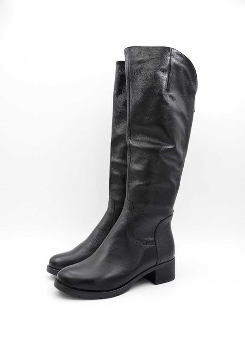 Продам зимние сапоги