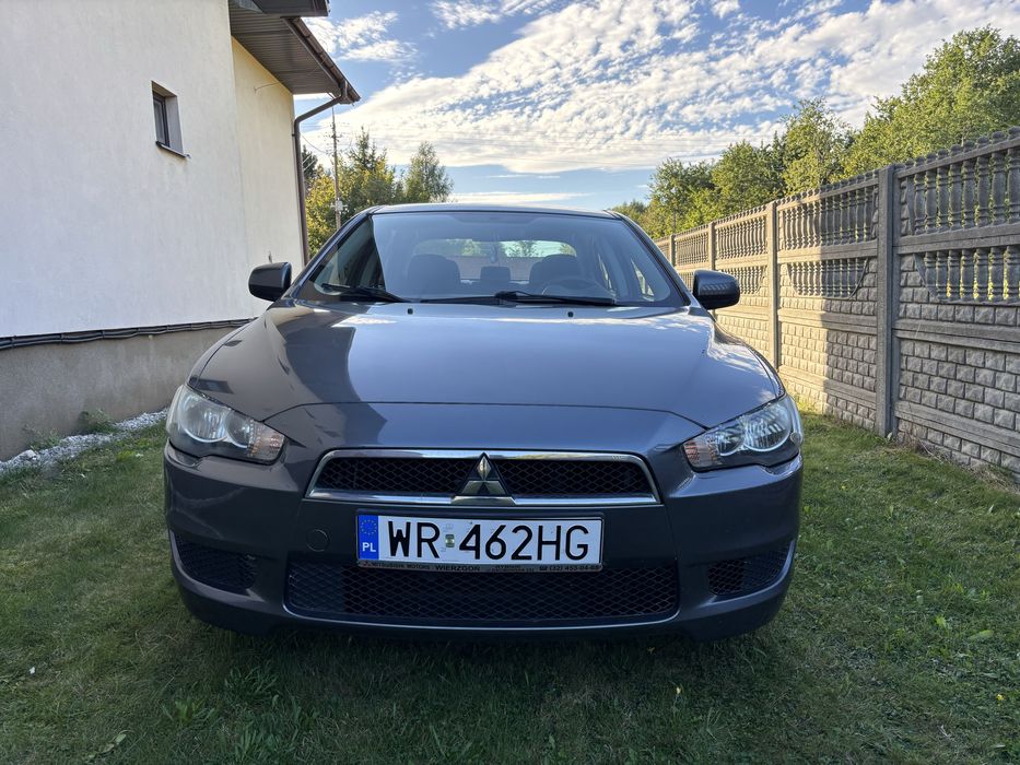 Mitsubishi lancer 10