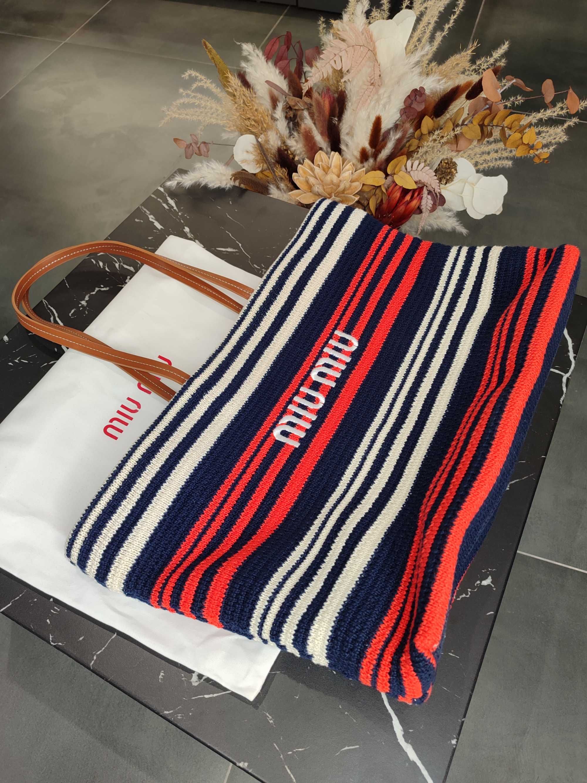 Сумка Miu Miu Crochet Tote Bag In Blue/Red/White