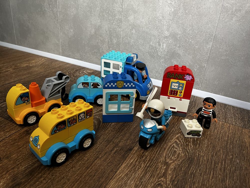 Lego duplo кілька наборів для хлопчика