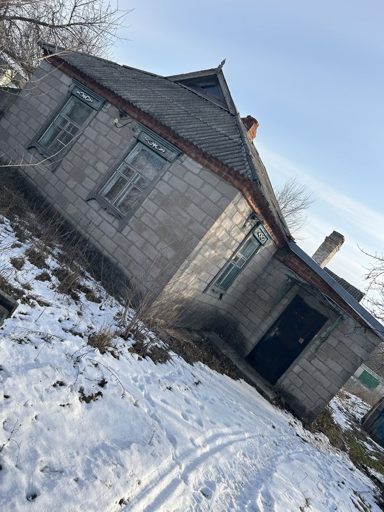 Будинок центр с. Пушкарівка