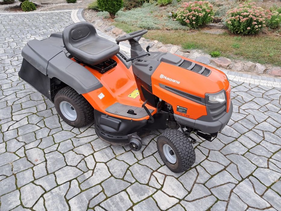 Zadbany mało używany  traktorek kosiarka Husqvarna