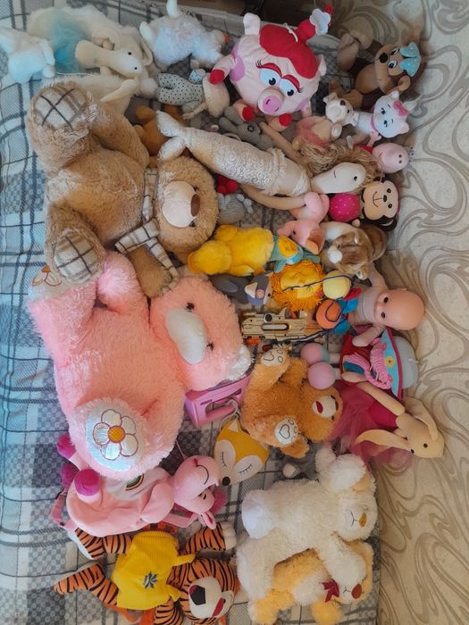Мягкие игрушки,набор игрушек, рюкзаки,сумки для детей