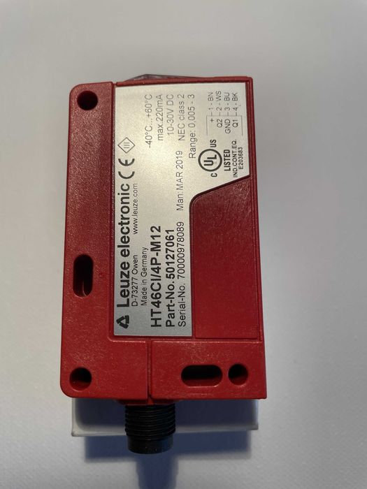 Czujnik optyczny odbiciowy z tłumieniem tła HT46CI/4P-M12, Leuze