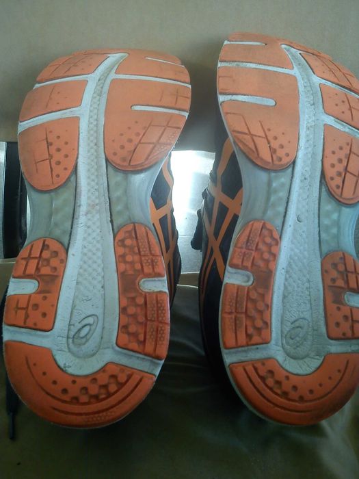 asics 45/28 granatowe z pomarańczowym super stan running