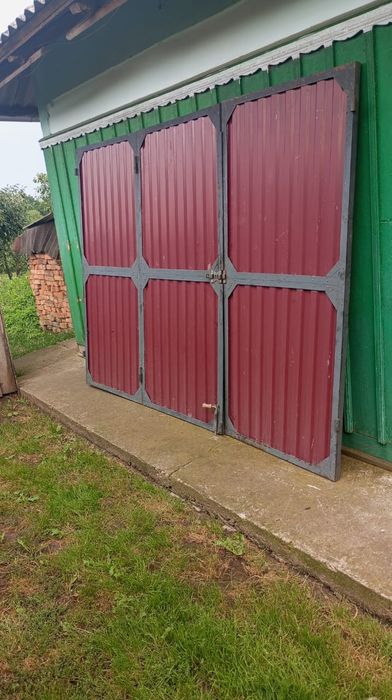 Продам браму до гаражу