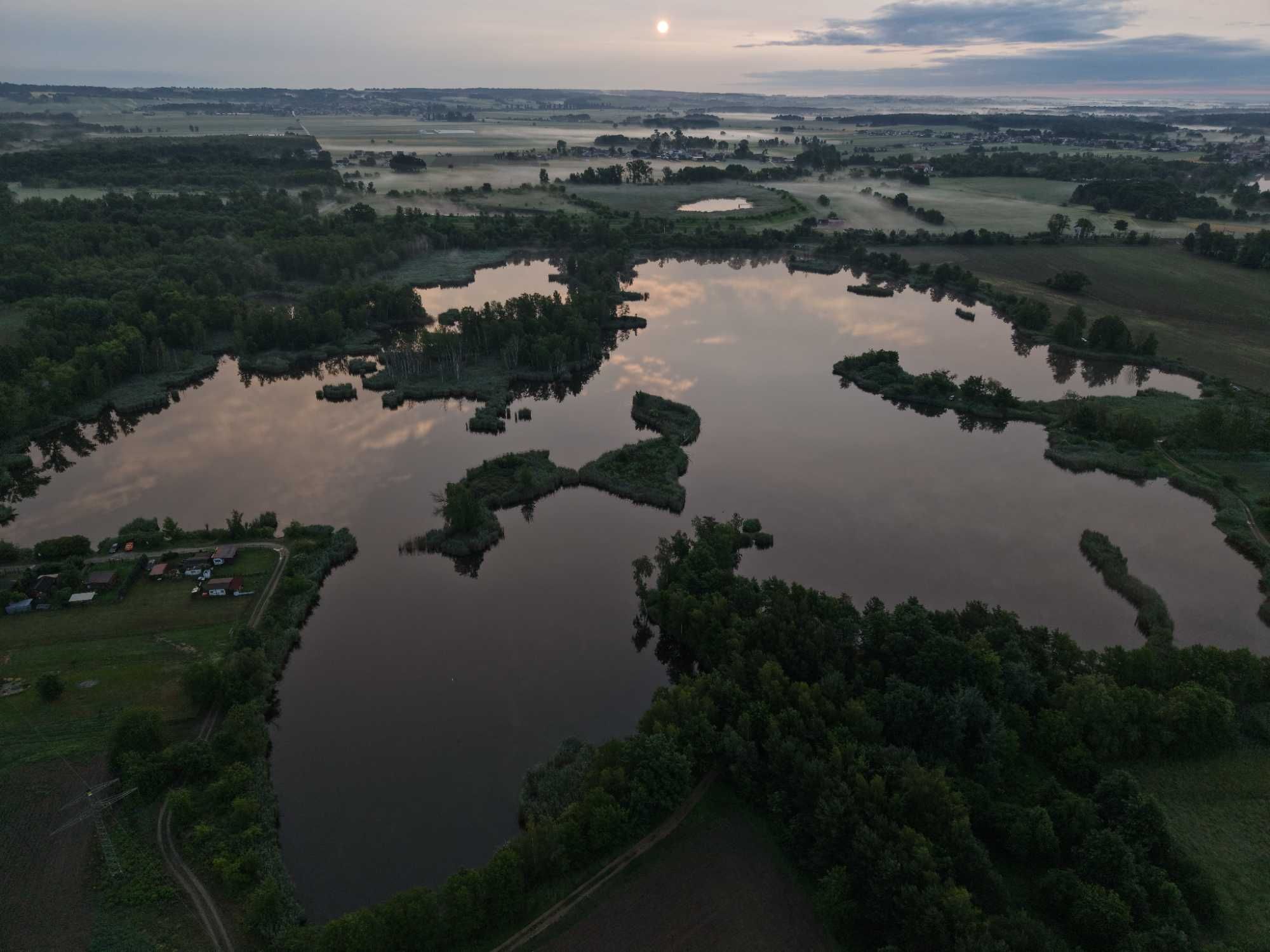 Noclegi nad jeziorem