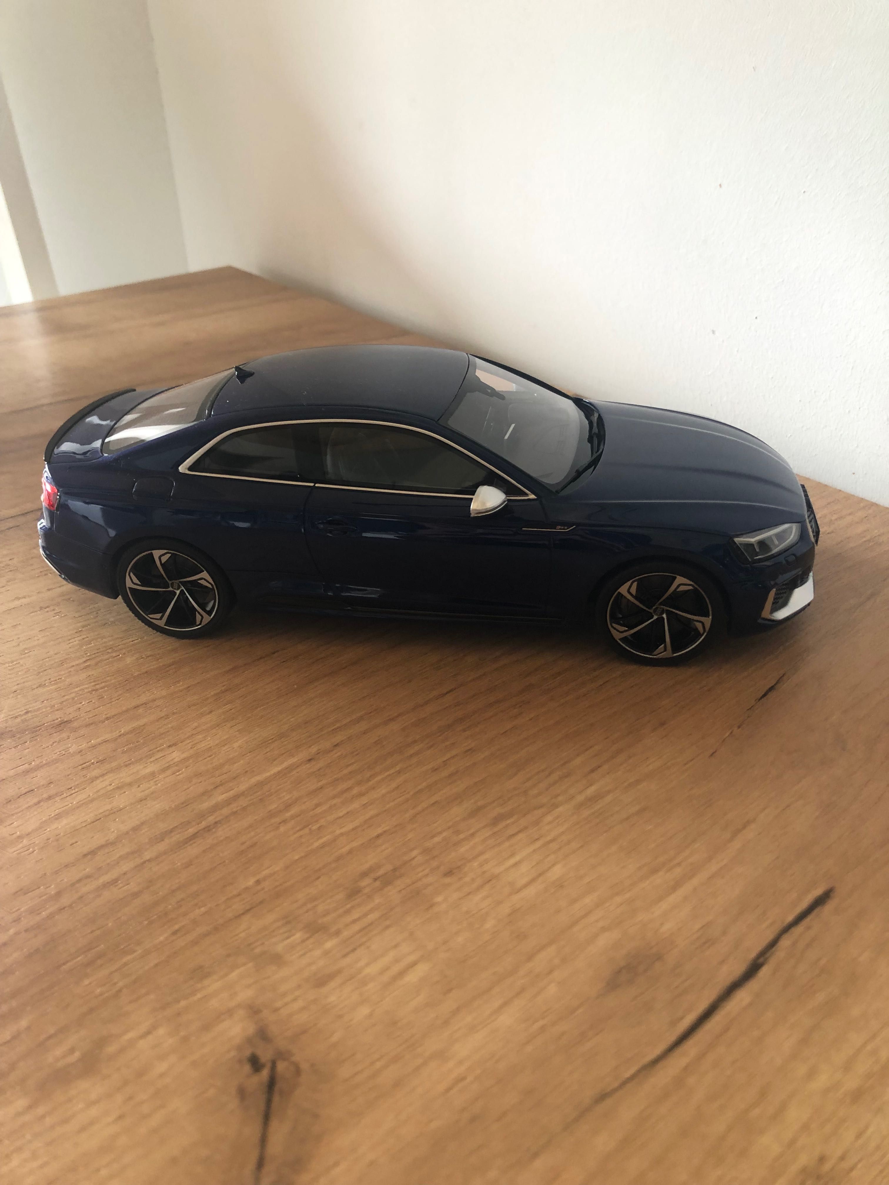 Audi rs5 gt spirit 1/18