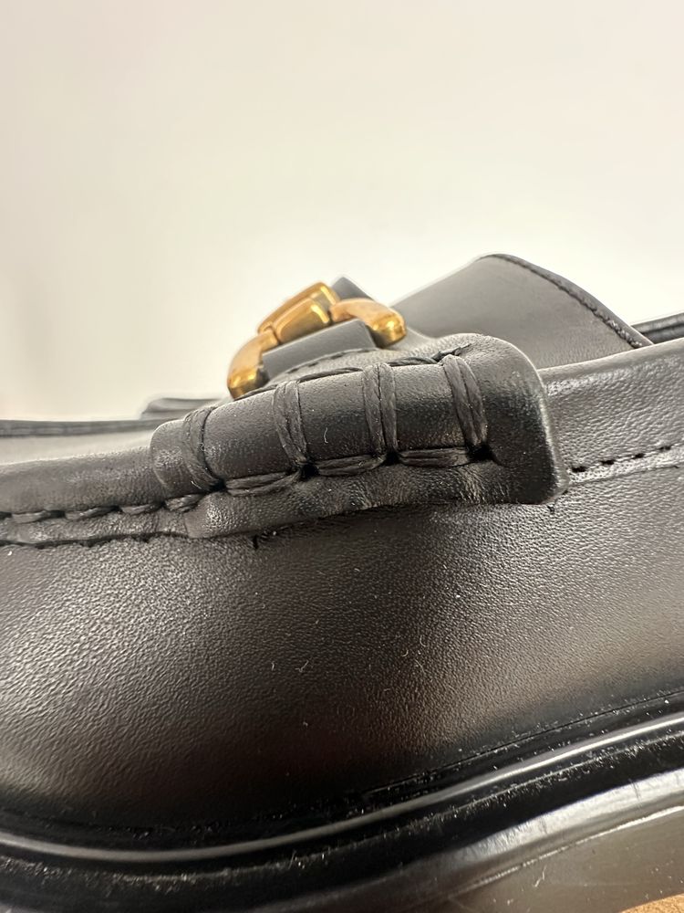 Лофери Zara