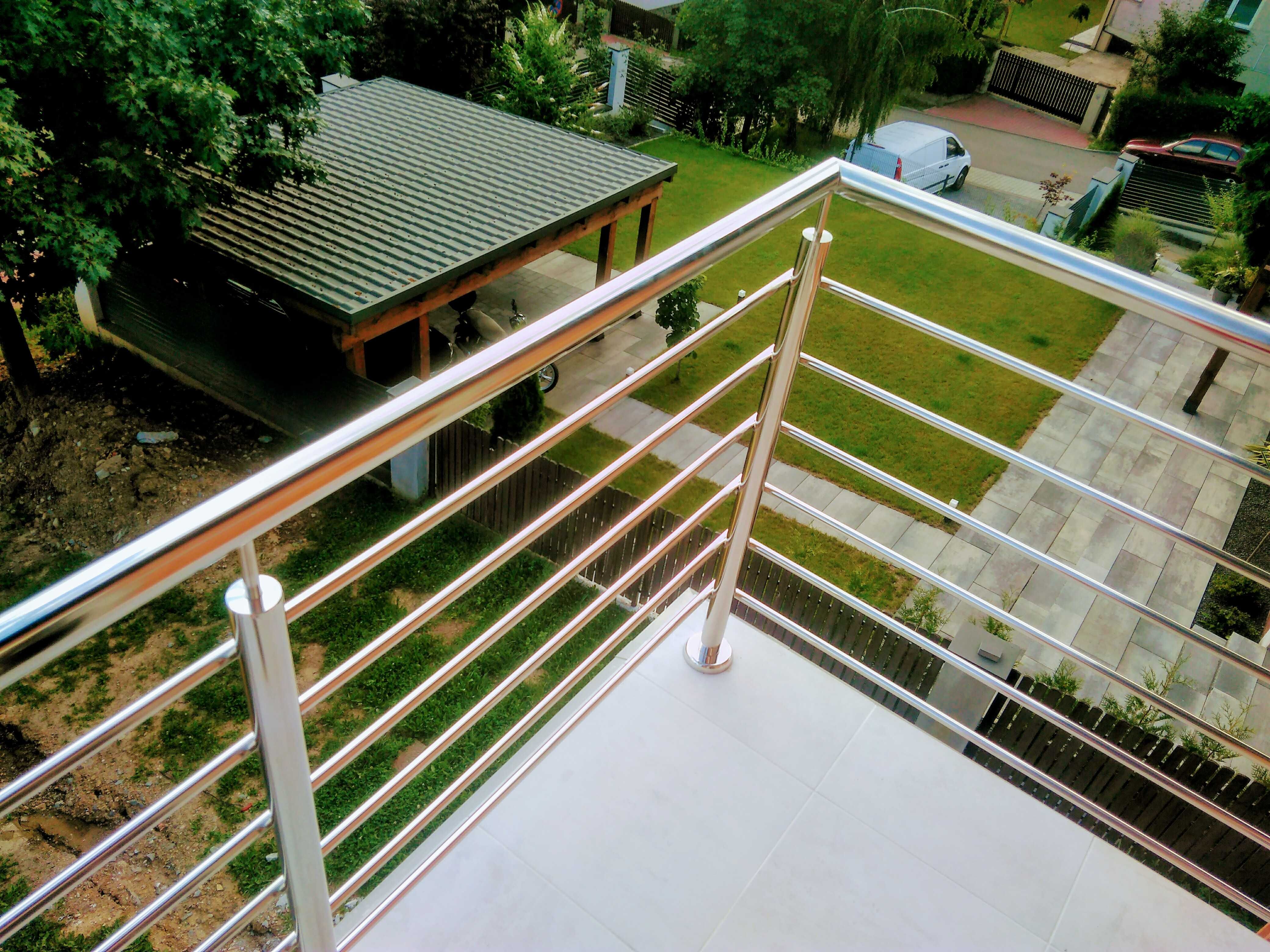 Balustrady nierdzewne Barierki balkonowe inox