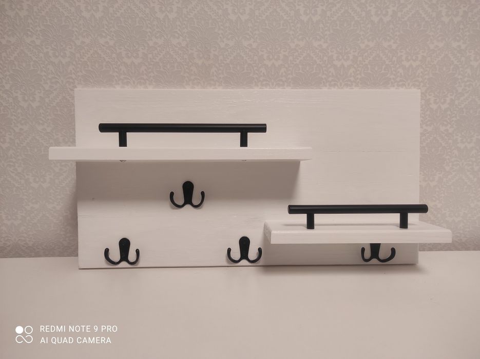 Ключниця в передпокій (дубова)