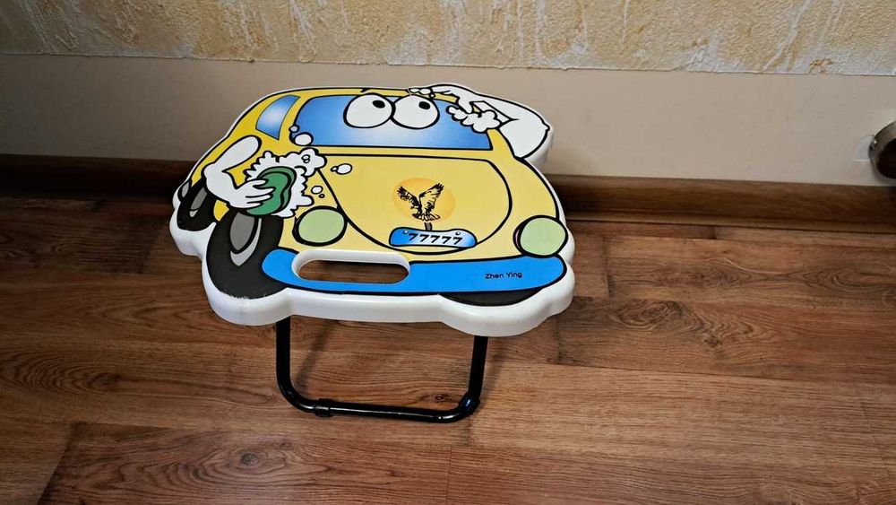 Krzesełko, taboret składany dla dziecka, samochodzik