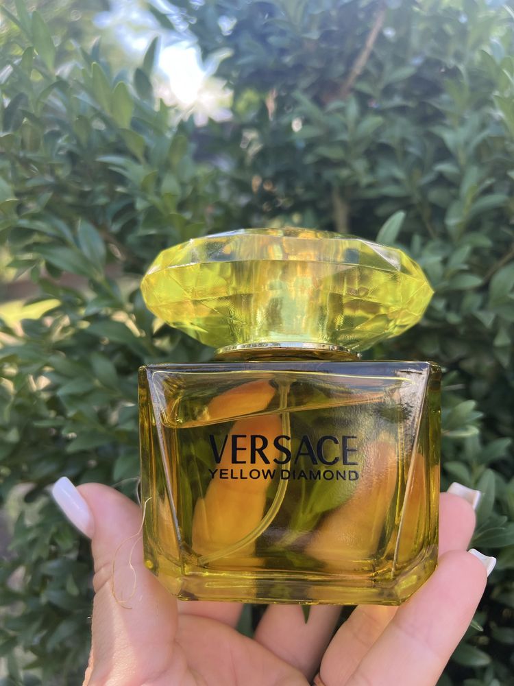 Парфуми духи Versace Yellow Diamond