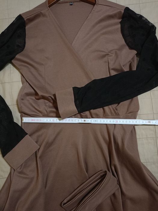 Женское платье 44