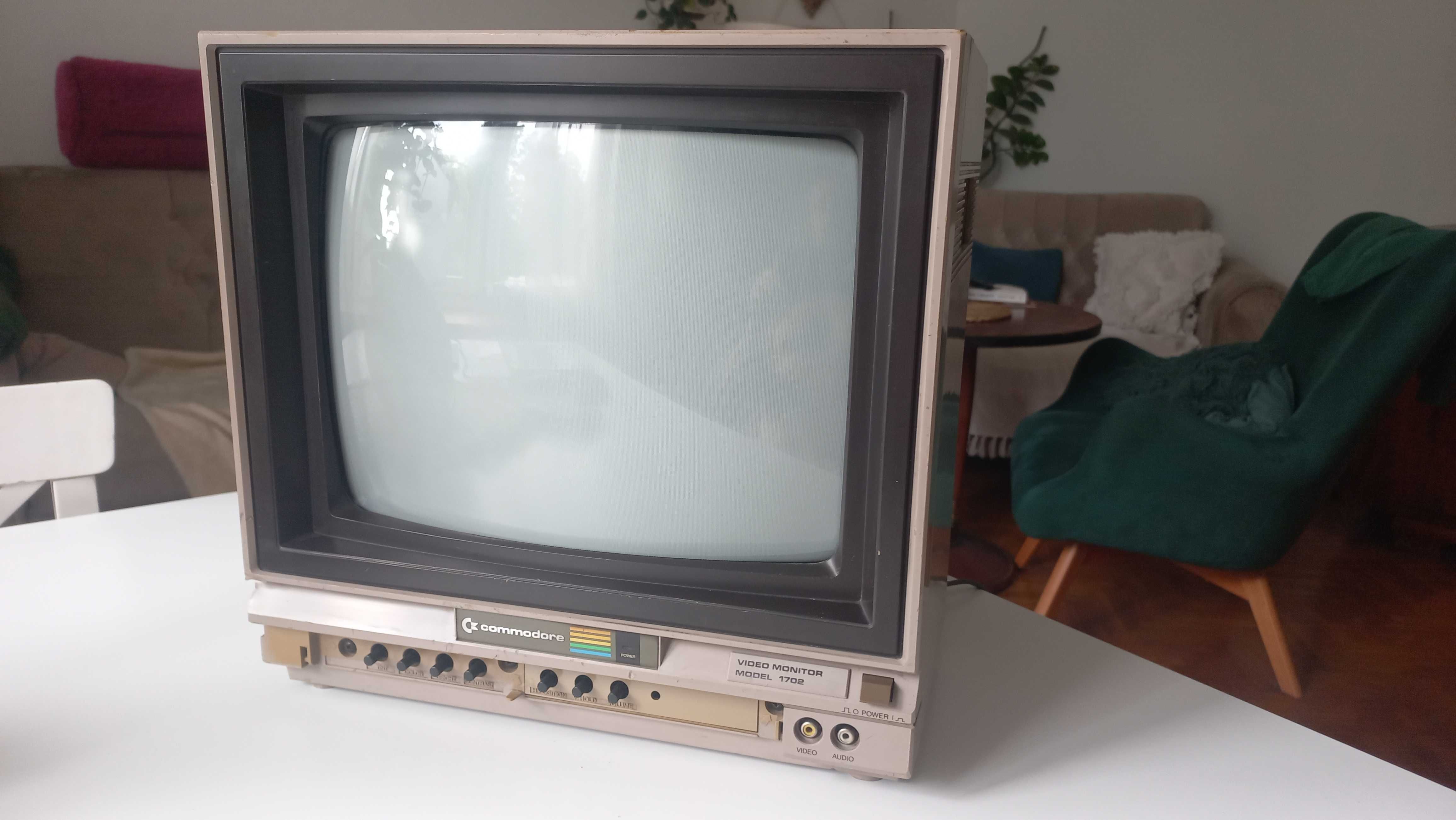 Monitor commodore 1702