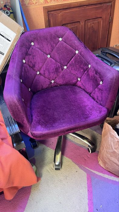 Fotele  kosmetyczne fioletowe glamour