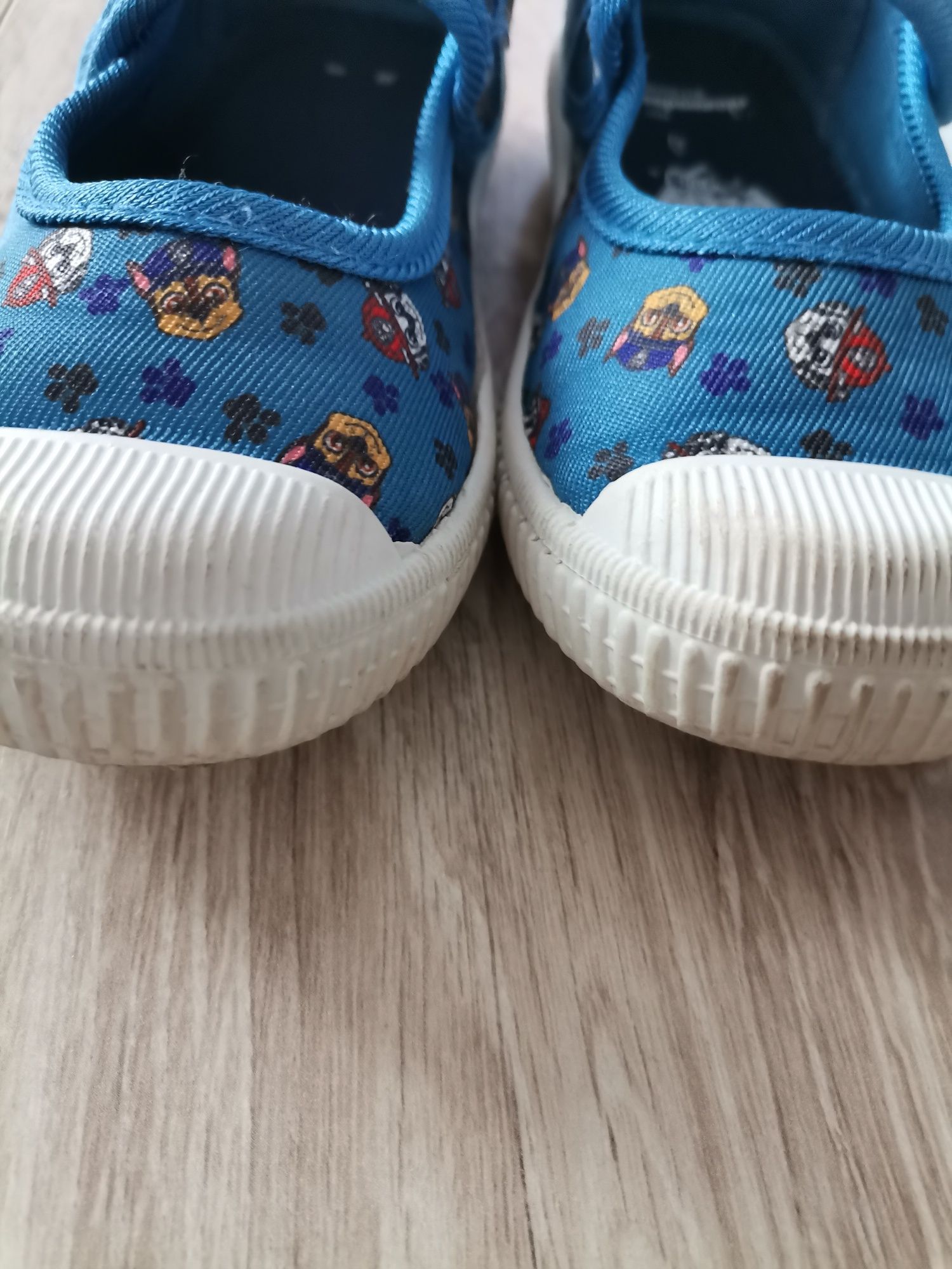 Buty dla chłopca 24/25