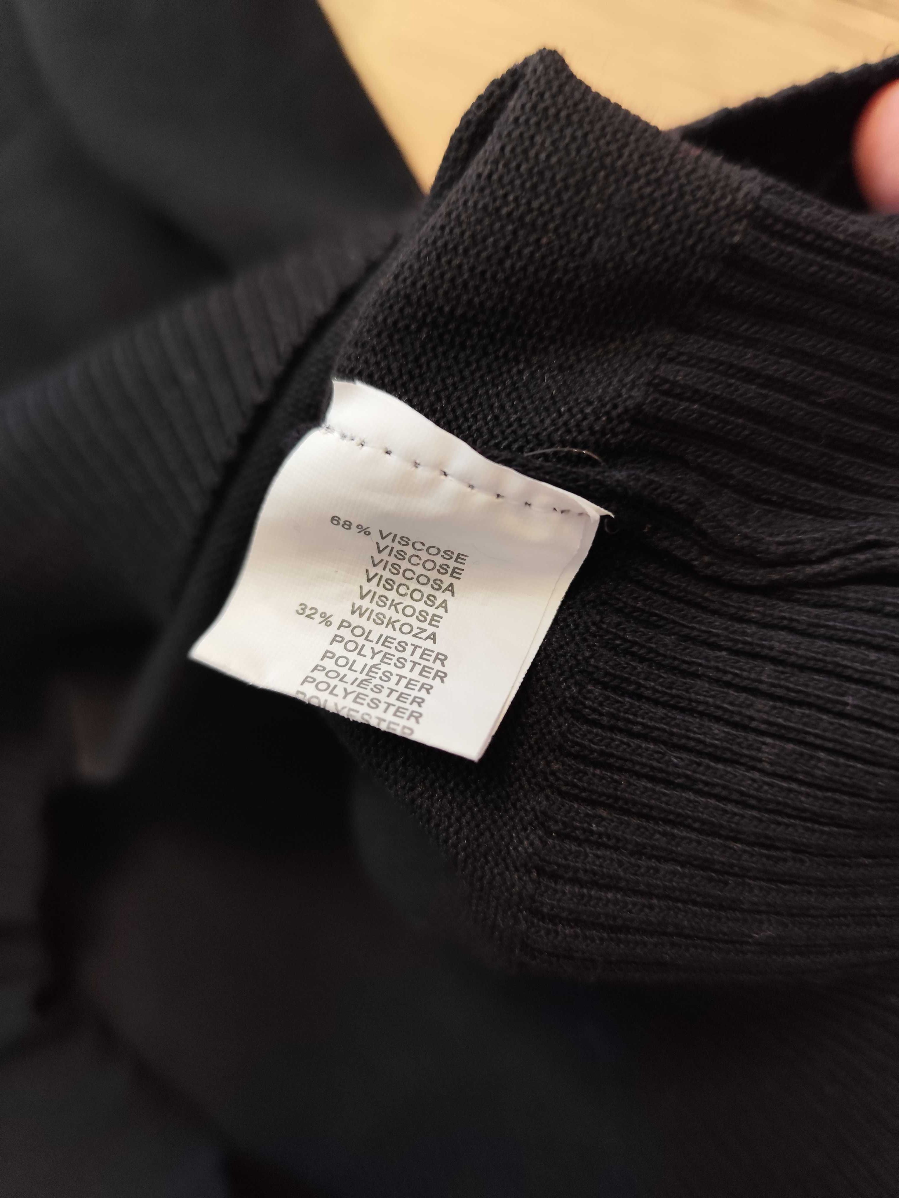 Sweter alternative, rozmiar M, czarny sweterek z białą koszulą