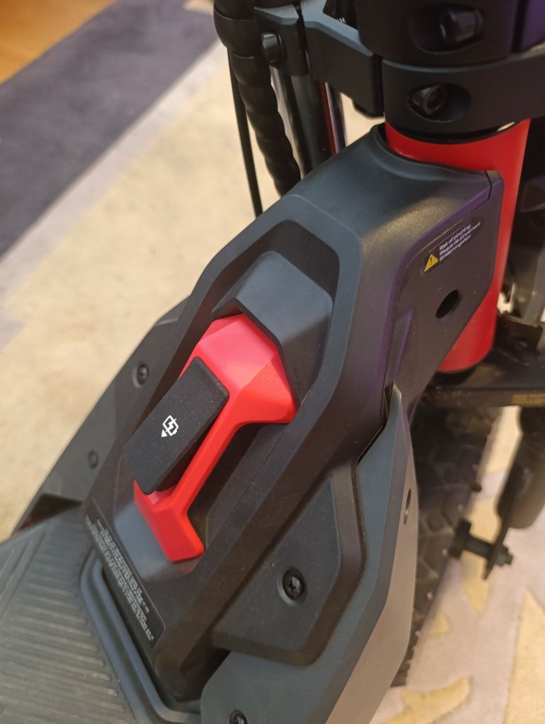 Trotinete Elétrica SEGWAY ZT3 Pro (3 anos garantia)
