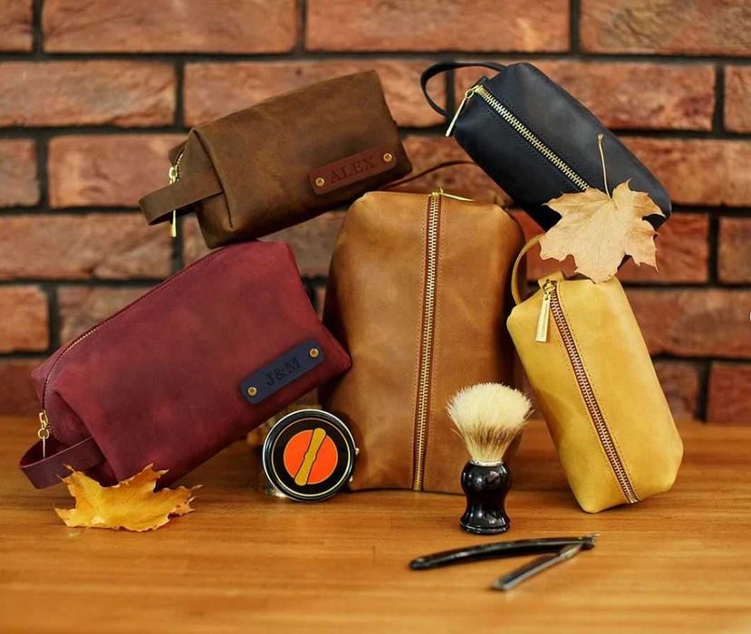 Шкіряна косметичка персоналізована