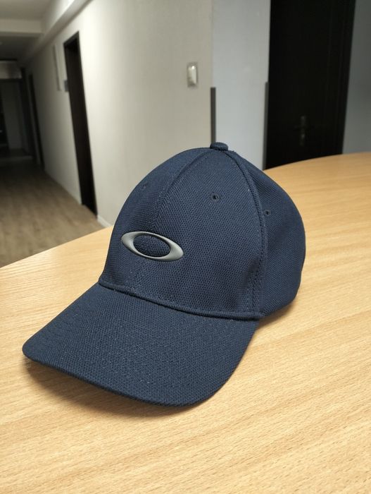 Czapka z daszkiem czapeczka Oakley