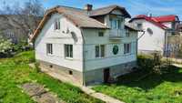 Продається просторий цегляний будинок у м.Борислав