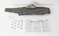 Kit montado de modelismo 1/720 do Porta-aviões Admiral Kuznetsov