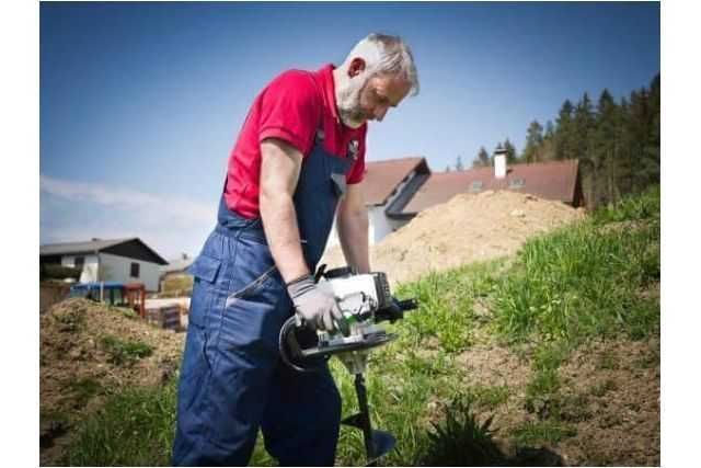 Бензобур Zipper ZI-ELB70