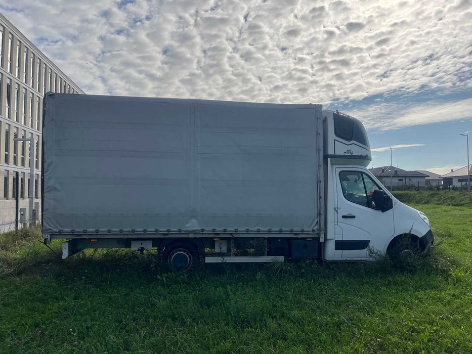 Naczelnik Urzędu Skarbowego w Sosnowcu - Renault Master