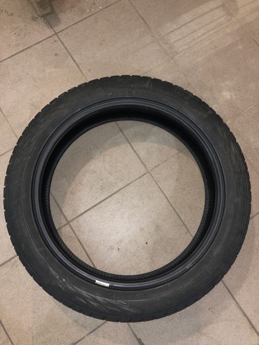Зимова шина 155/70/19 nokian для бмв i3
