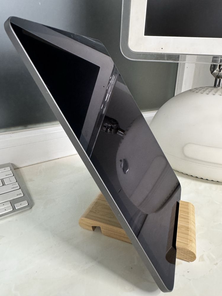 iPad Air 4 2020 256Gb Space WiFi Гарний стан Без обмежень та блокувань