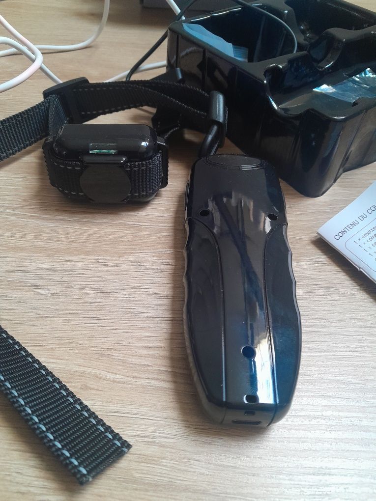 Obroża treningowa dla psa t710b wibracje światełko