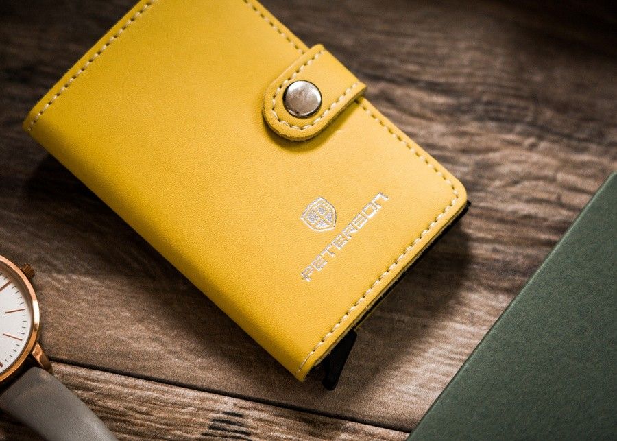 skórzane etui z podajnikiem na karty i wizytówki - peterson