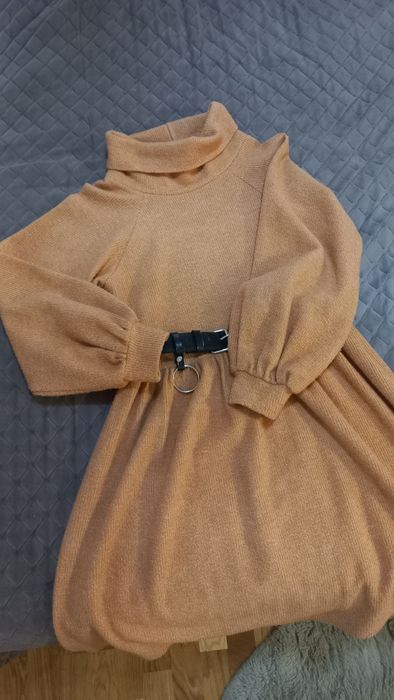 Тепле плаття для дівчинки