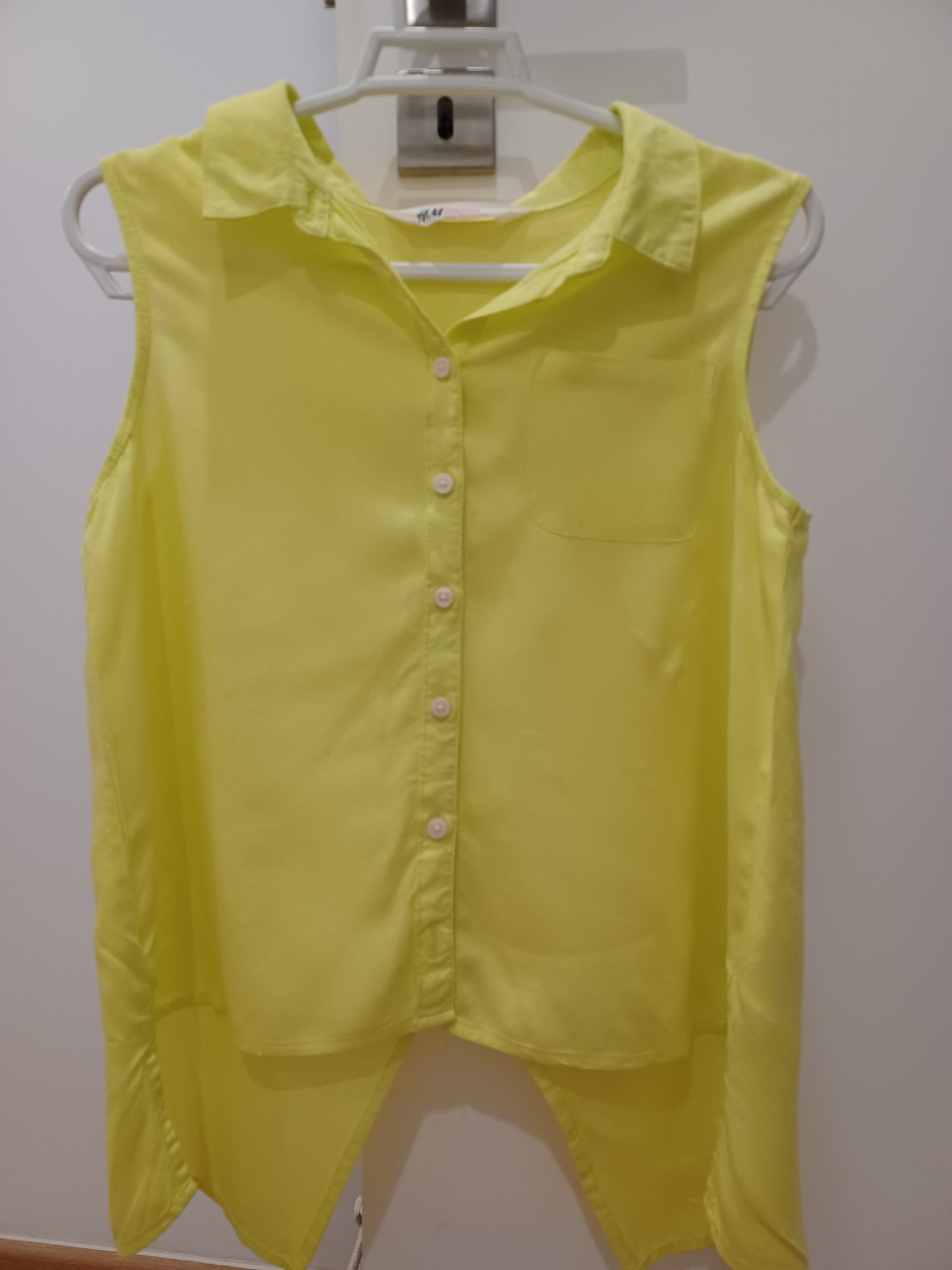 Camisa amarela para criança