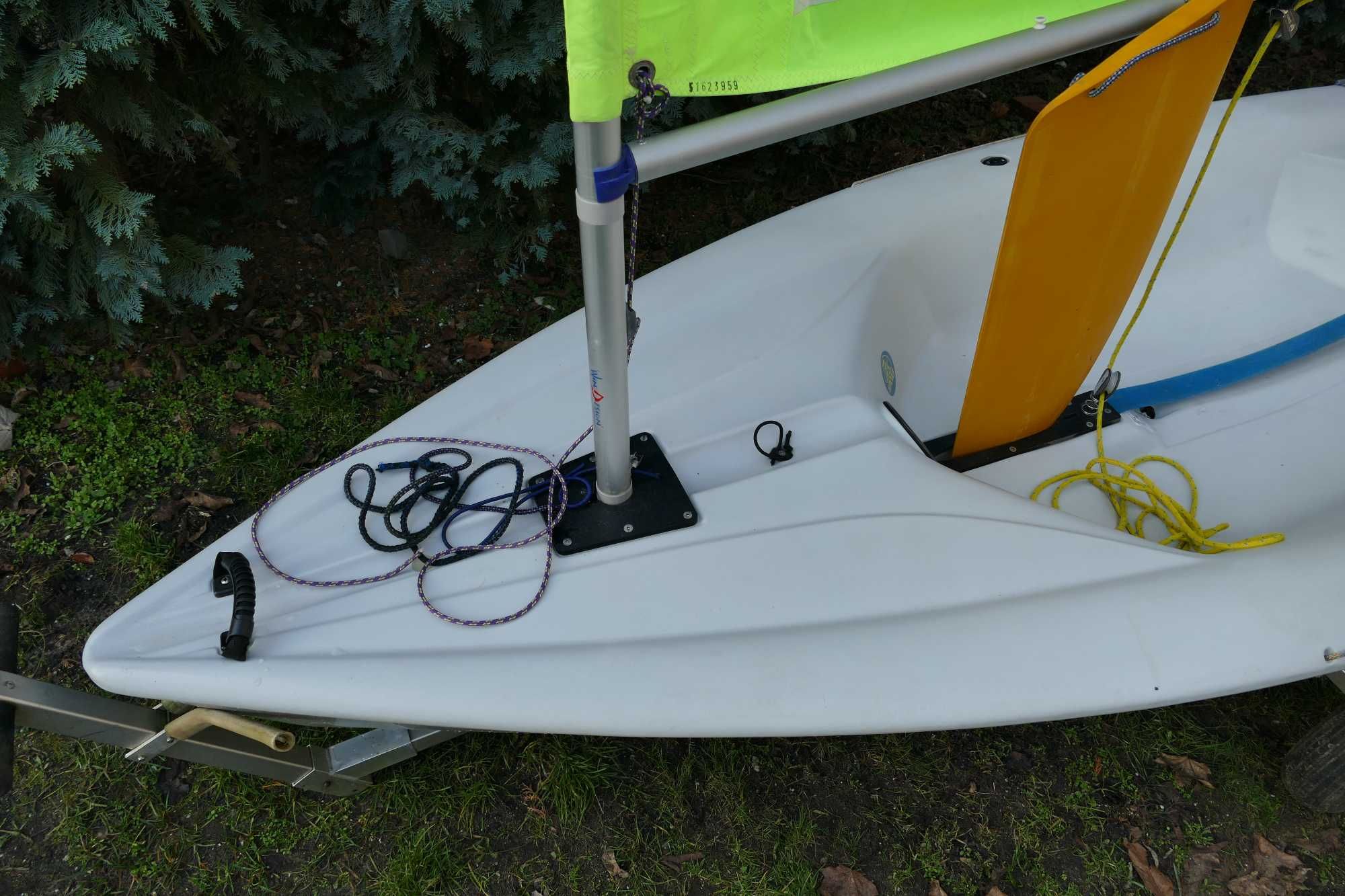 Żaglówka łódź żaglowa RS Tera polietylen 2.87m + wózek