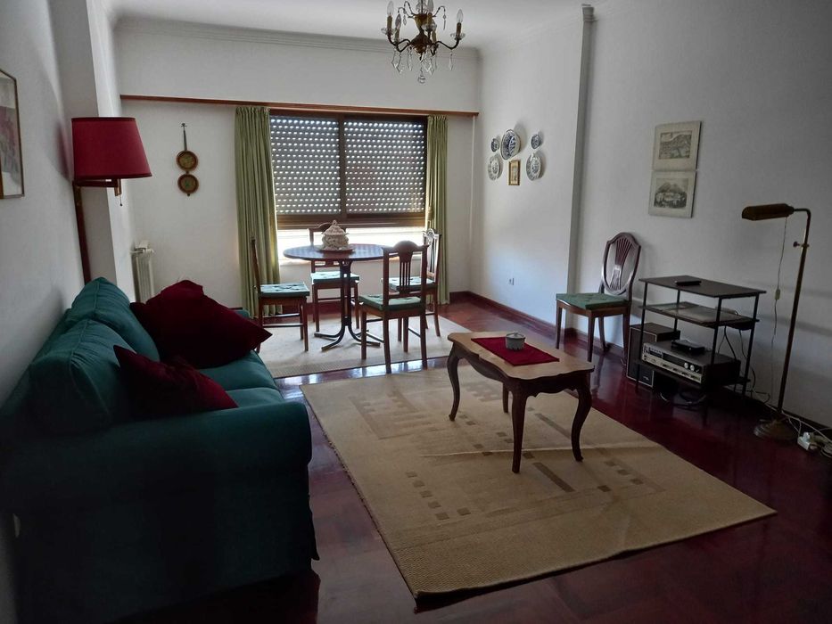 T2 em Alfragide com lugar de garagem