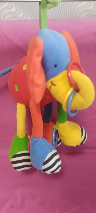 Іграшки підвіски в дитячу коляску чи ліжечко