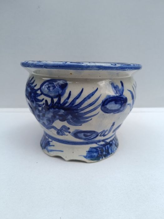 Osłonka ceramiczna, kobaltowa dekoracja, azjatycki wzór smok