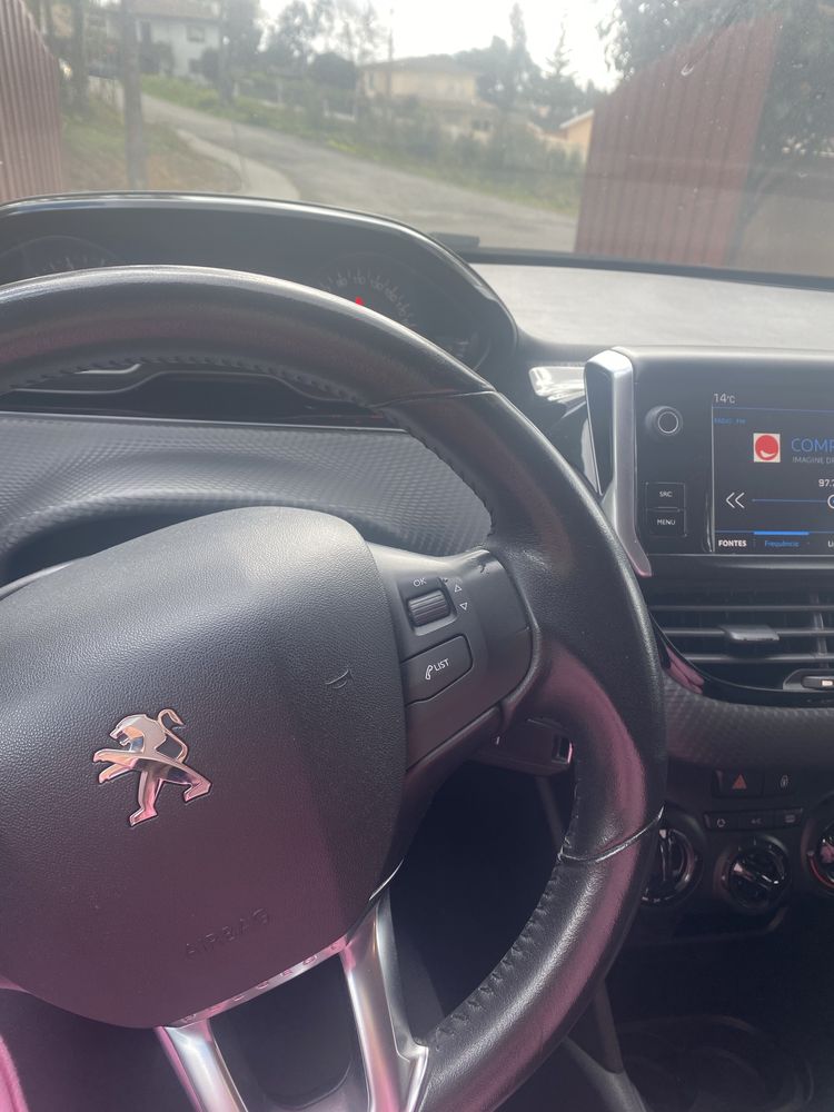 Peugeot 208 1.2 PureTech Style