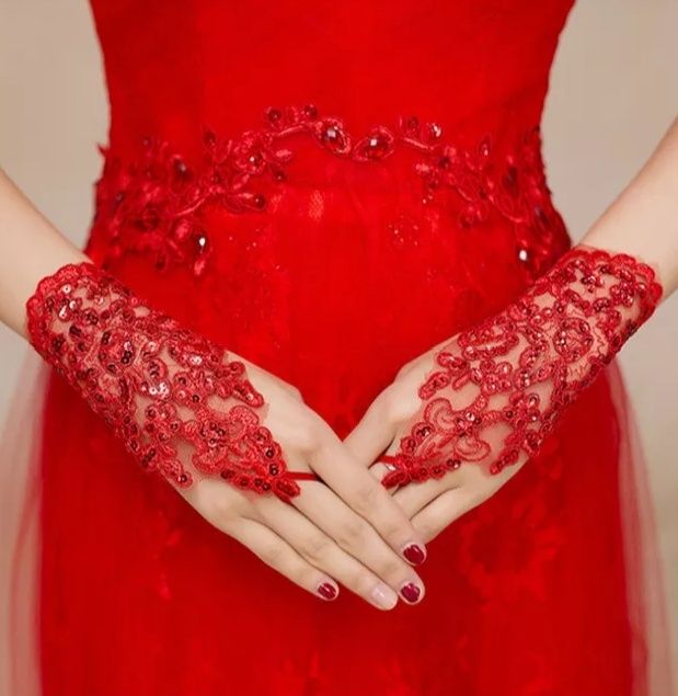 Красные белые свадебные митенки перчатки кружевные готически