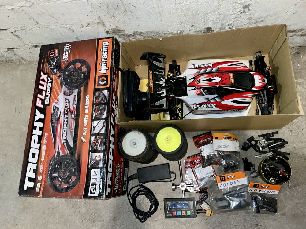 Model RC HPI-racing TROPHY Flux Buggy 1/8 Brushless Komplet RTR