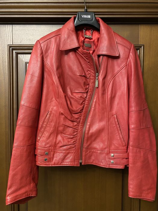 Продам кожанную курточку