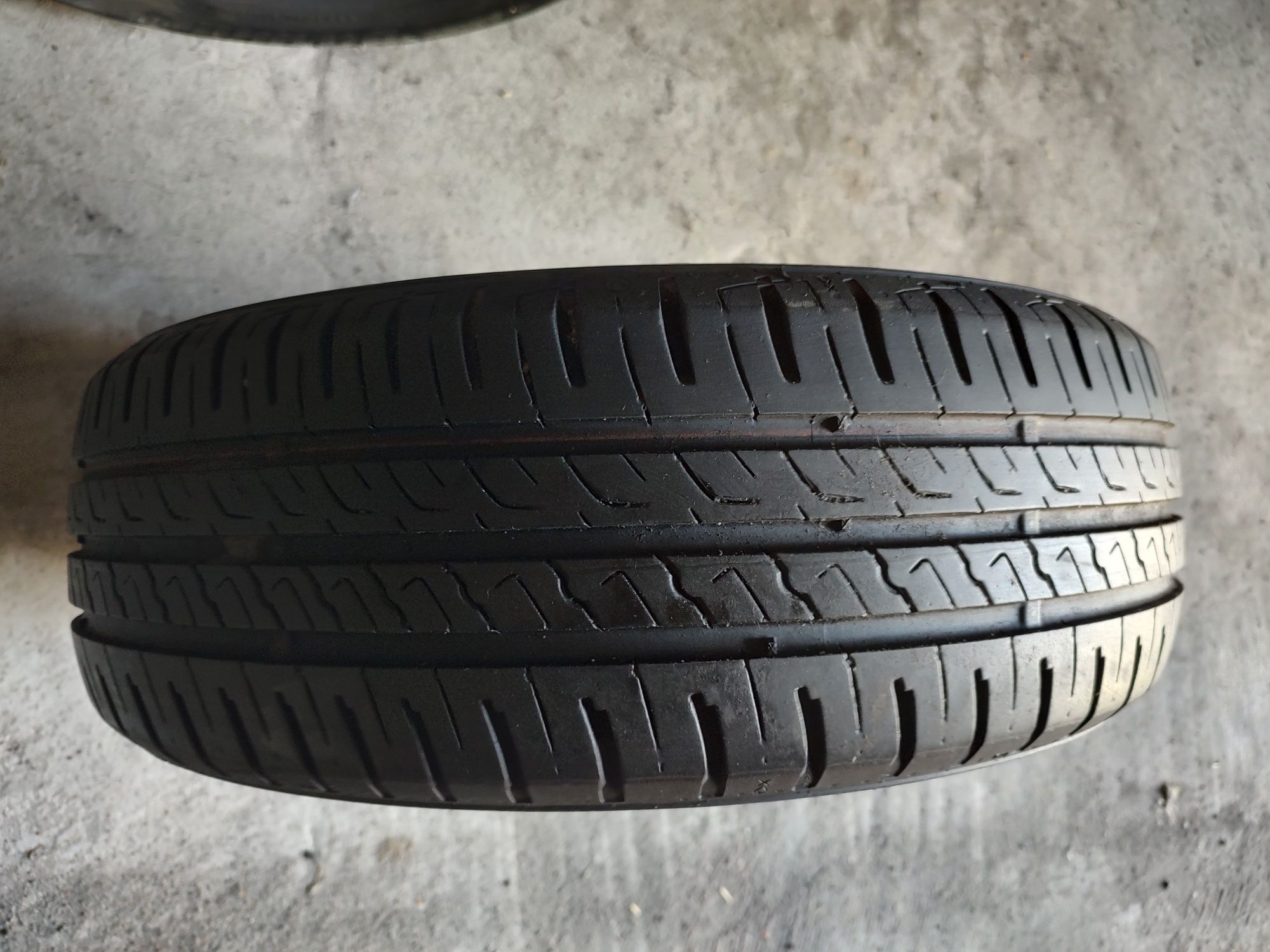 Opony Barum 185/60/r15