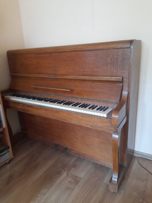 Pianino Calisia .Używane .