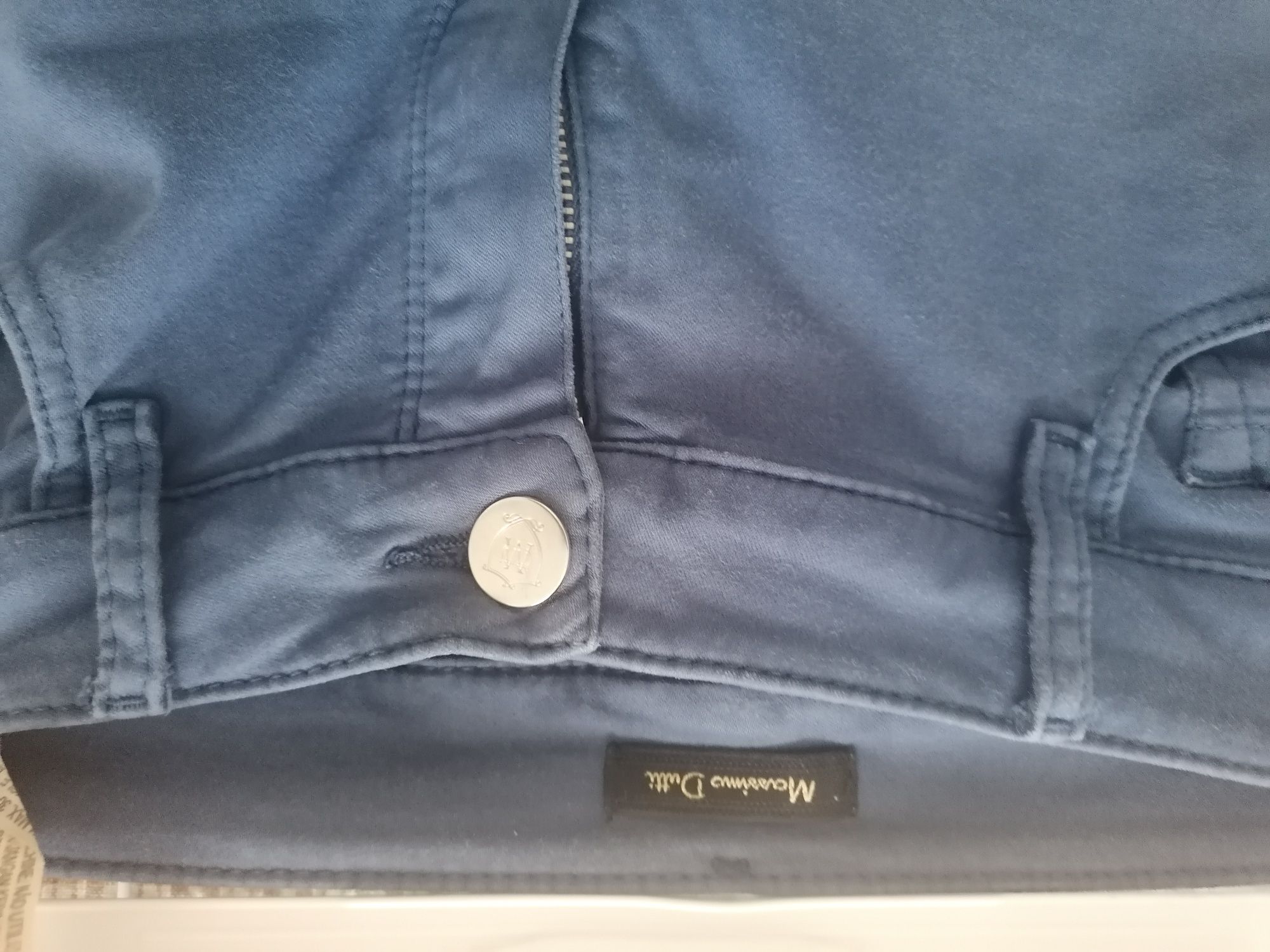 Calças, marca Massimo Dutti, t36