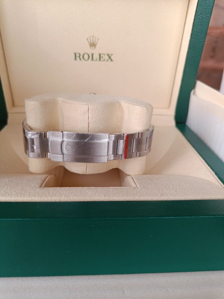 Rolex Oyster Perpetual