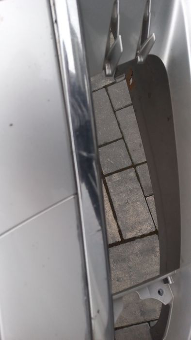 Audi a6 c6 04-08 zderzak przód przedni srebrny ly7w